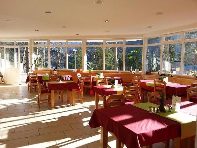 Rooms Barovc By The Lake Jasna Kranjska Gora Exterior photo Restaurant