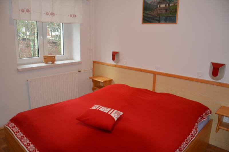 Rooms Barovc By The Lake Jasna Kranjska Gora Exterior photo A typical bedroom in a German youth hostel